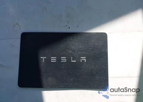 2021 Tesla Model Y Performance Dual Motor All-Wheel Drive/Standard Range Rear-Wheel Drive из США, поврежденный, VIN 5YJYGAED8MF142717